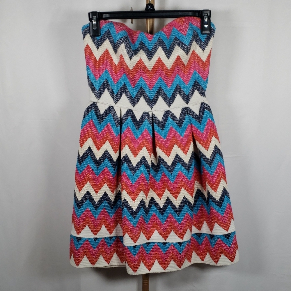 Strapless Multicolor Chevron Fit & Flare Dress‎ SZ S